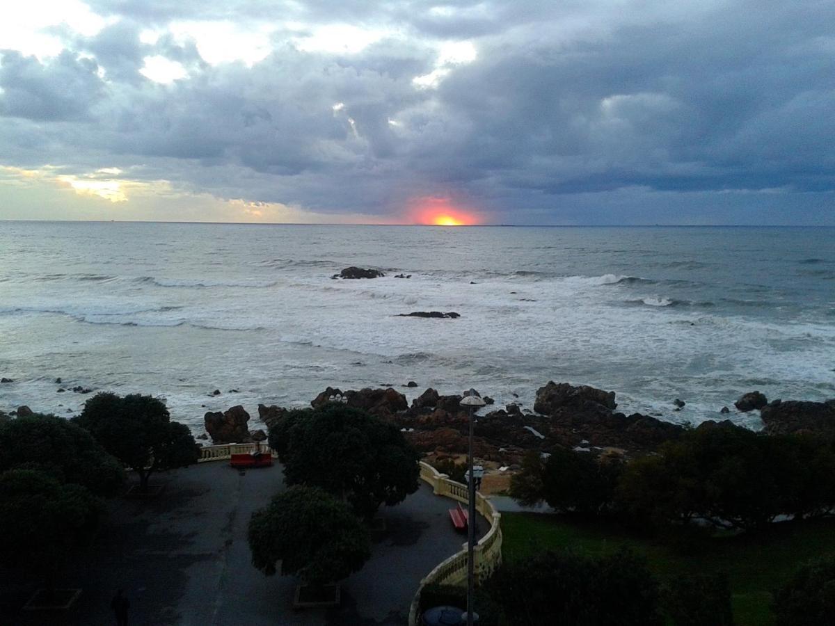 Appartement Flat with the sea view à OOporto Extérieur photo